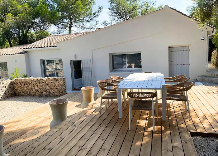 Superbe Mazet Provençal Rénové