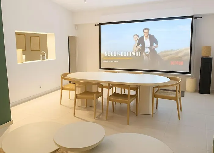 Superbe Mazet Provençal Rénové Nîmes